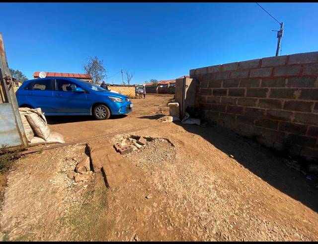 2 BEDROOM HOUSE FOR SALE IN PALM RIDGE EXT 2